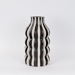 ΒΑΖΟ ΚΕΡΑΜΙΚO ΜΑΥΡΟ - ΛΕΥΚΟ 21x21x38cm