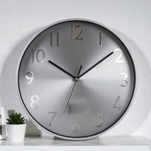 Ρολόι Τοίχου Πλαστικό Ασημί - Μαύρο 30x4.2x30cm | 813-30051 – Minimal Modern Office Style - Box In Θεσσαλονίκη - 25ης Μαρτίου 111