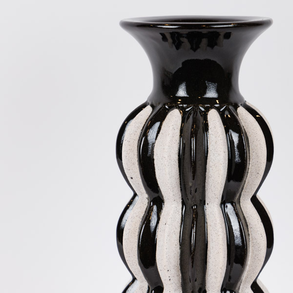 ΚΗΡΟΠΗΓΙΟ ΚΕΡΑΜΙΚΟ ΜΑΥΡΟ-ΛΕΥΚΟ 13x13x39.5cm