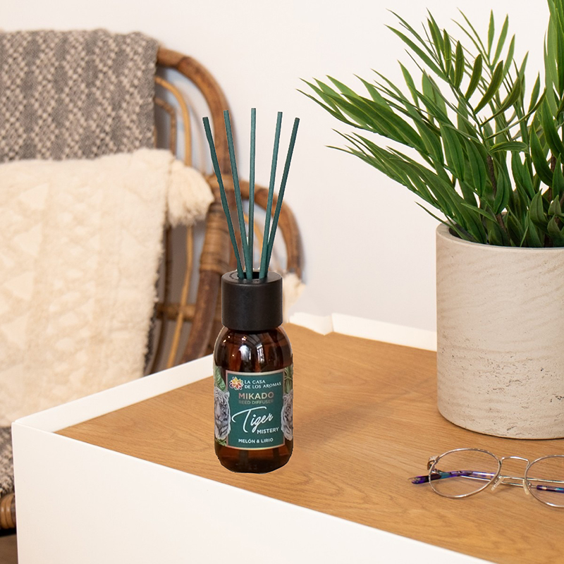 Αρωματικό χώρου "Melon & Lily " με οικολογικά πράσινα sticks 95ml 08.049706 - Box In Θεσσαλονίκη - 25ης Μαρτίου 111